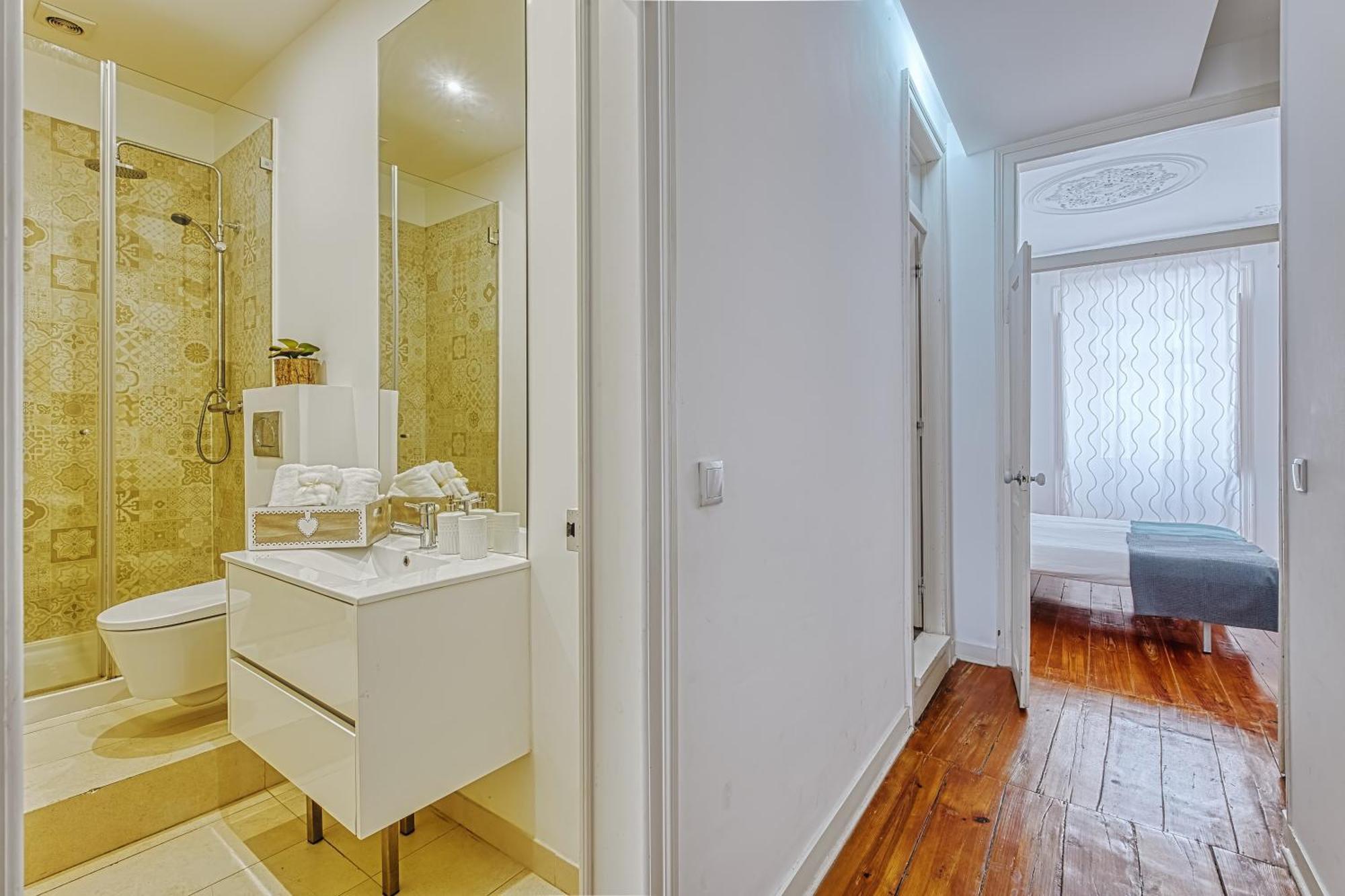 Inloveapartments - City Center For Family Lisbona Esterno foto